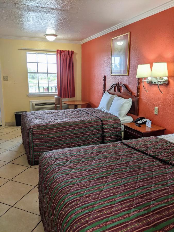 Lake Houmas Inn 외부 사진
